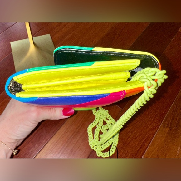 Kurt Geiger London Brixton Leather Shoulder/Crossbody. NWOT - Picture 11 of 16